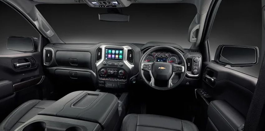2020 Chevrolet Silverado cabin