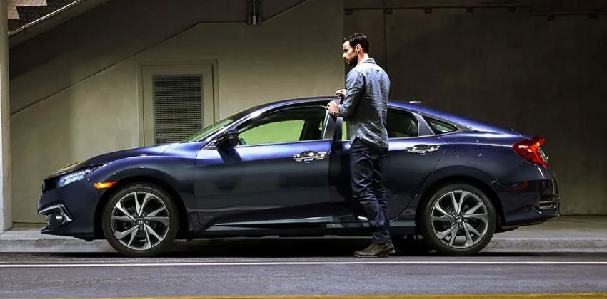 2020 Honda Civic side