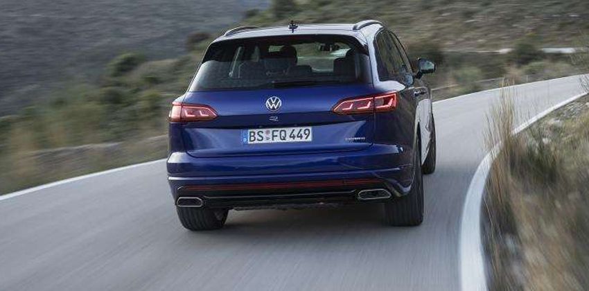 Volkswagen Touareg R rear