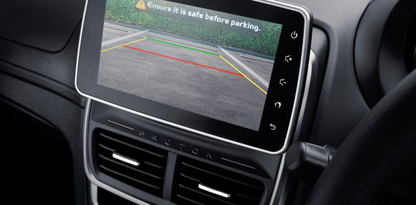 Proton Saga reverse camera