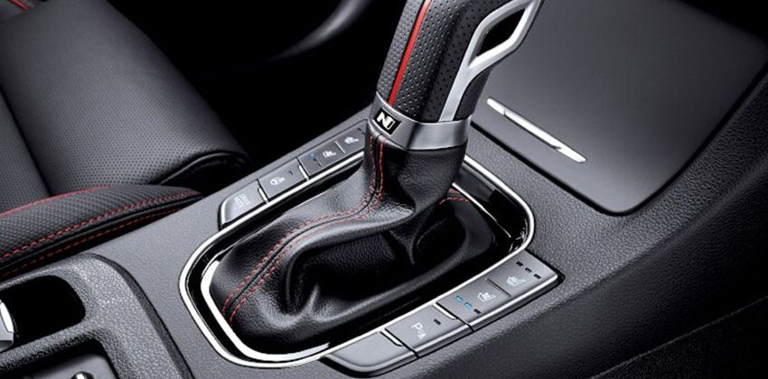 Hyundai i30 gear shifter