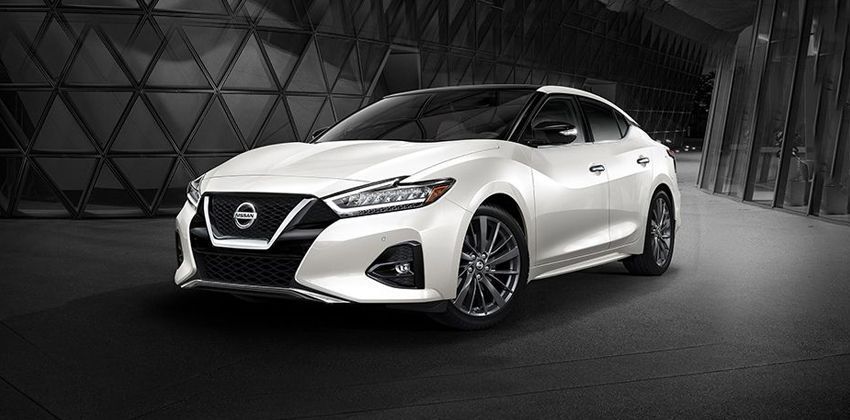 Nissan Maxima front