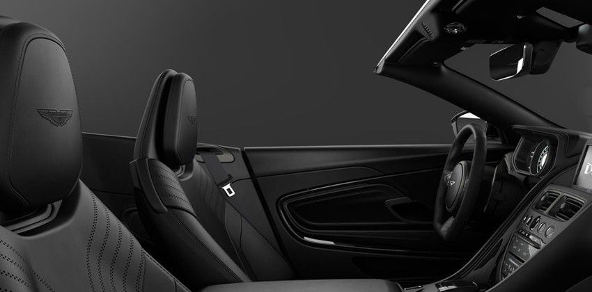 DB 11 V8 Shadow Edition cabin