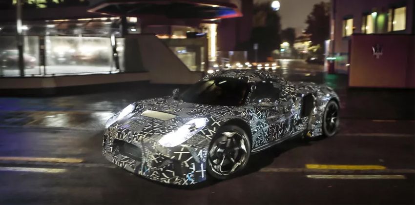 Maserati MC20spy shots