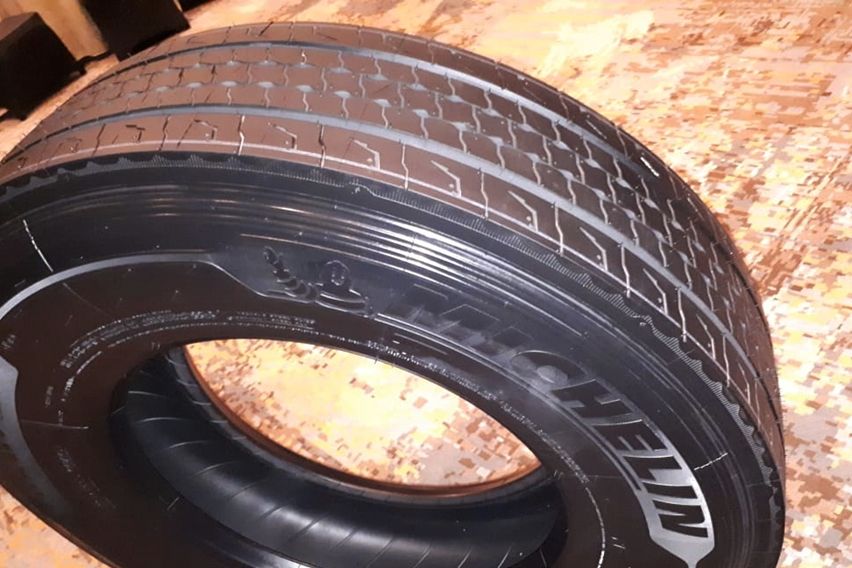 Ban Michelin X Multi Z2