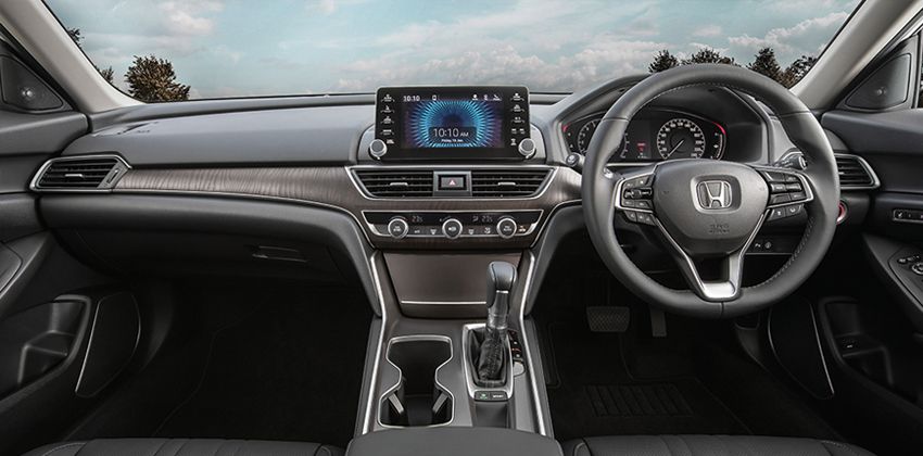 2020 Honda Accord dash
