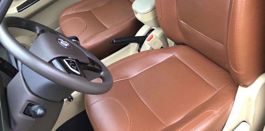 BAIC M50S seats