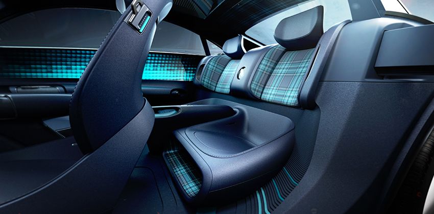 Hyundai Prophecy cabin