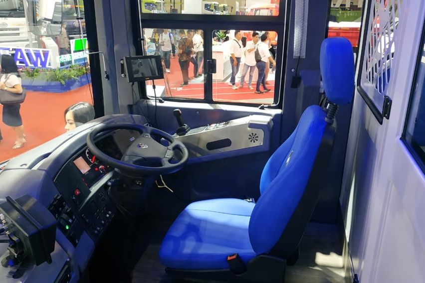 United Tractors Scania K250IB-4x2 Trans Jakarta