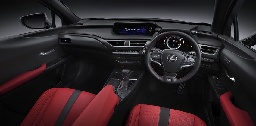 Lexus UX 200 interior