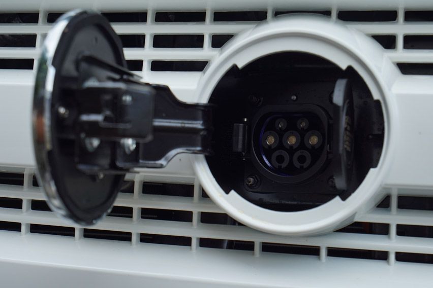 Soket Listrik DFSK Gelora E