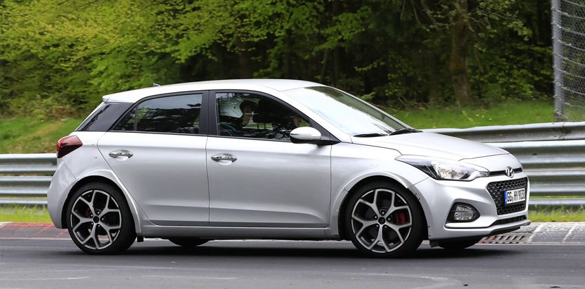 Hyundia i20 N side