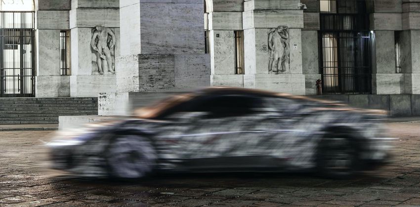 Maserati MC20 teaser 