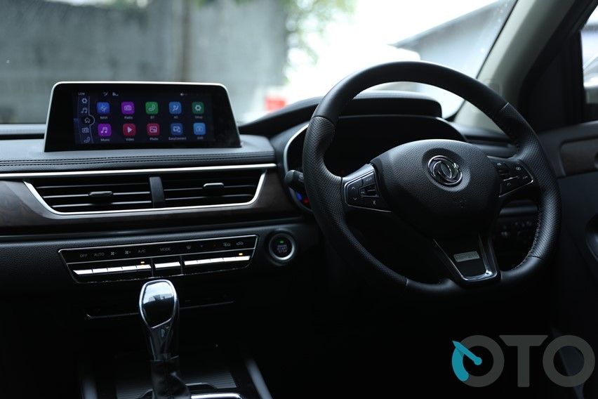 Glory i-Auto interior