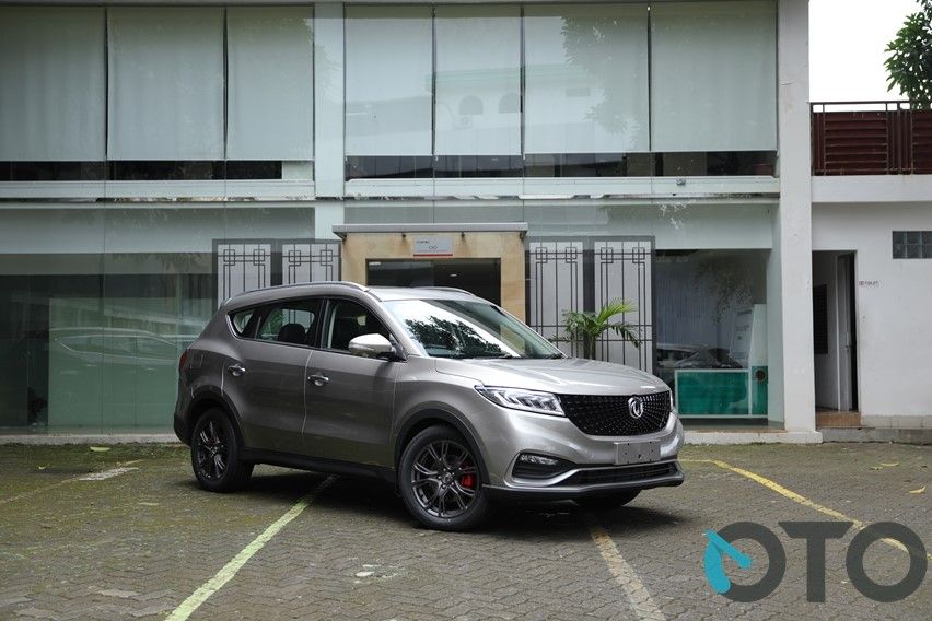 DFSK glory i-auto with voice command