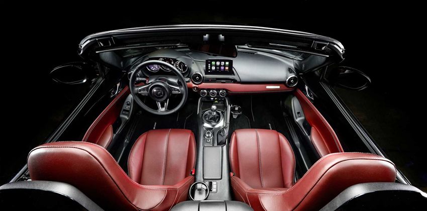  Mazda MX-5 Eunos interior