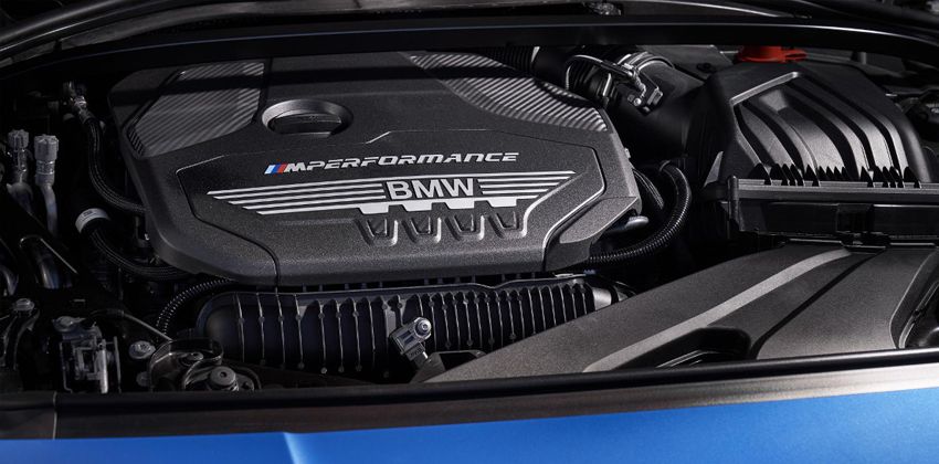 2020 BMW 1 Series engine