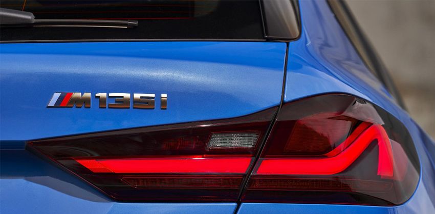 2020 BMW 1 Series rear badge