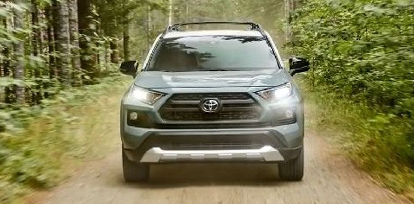 Toyota RAV4 front