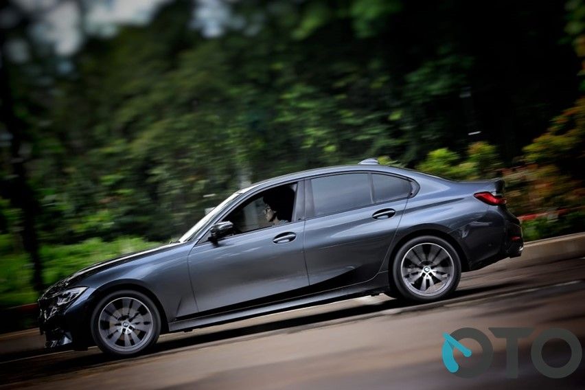 review BMW 320i Sport