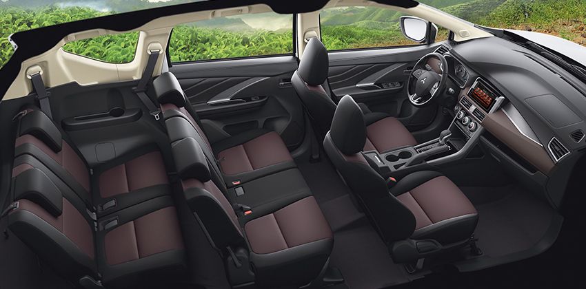Mitsubishi Xpander Cross interior