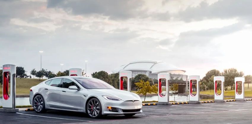 Electric car quick charging slots