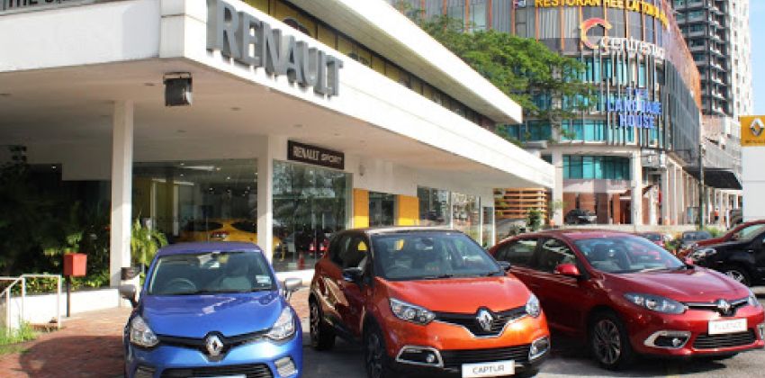  Renault closes all showrooms