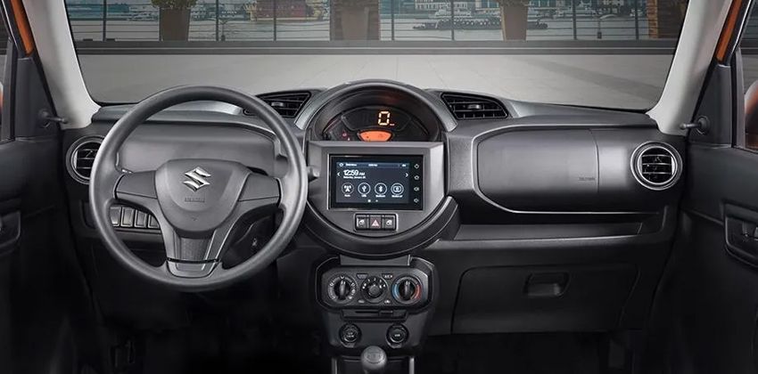 Suzuki S-Presso interior