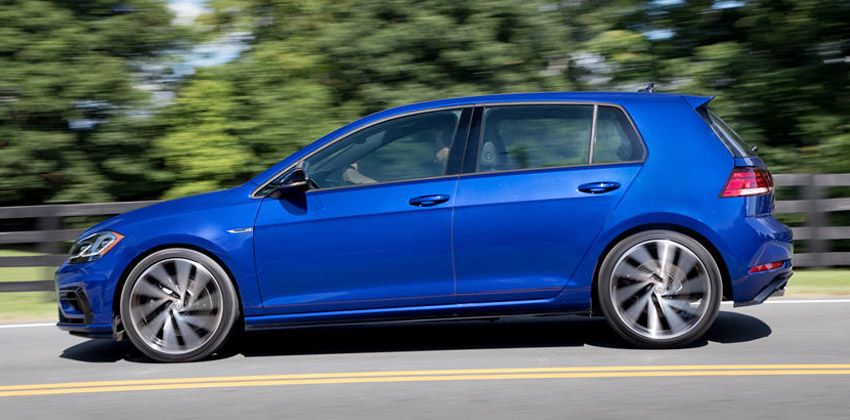 New Volkswagen Golf R side