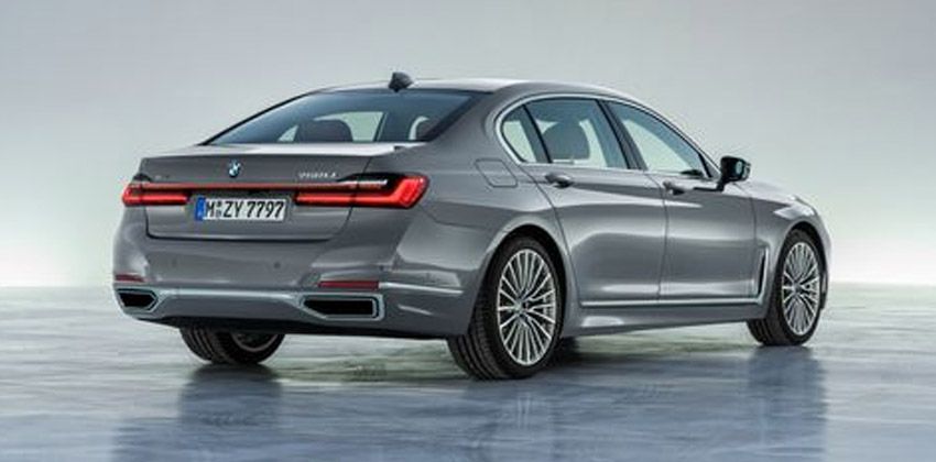 all-electric 7 Series rear