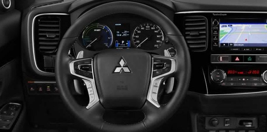 Mitsubishi Outlander PHEV cabin