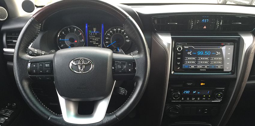 Fortuner cockpit 850x420