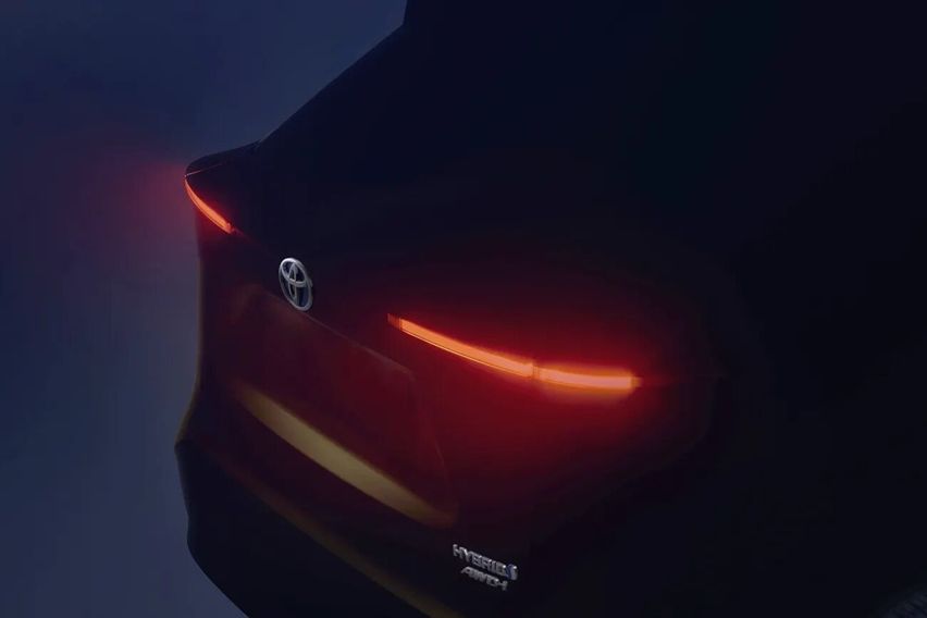 Teaser mobil baru Toyota crossover