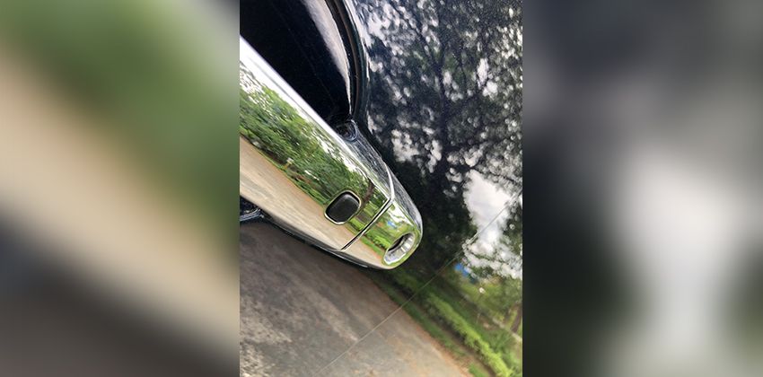 Mitsubishi Montero Sport GLS door 850 x 420