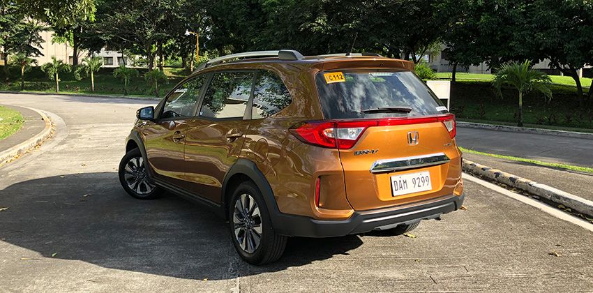 Honda BR-V 1.5 S CVT rear quarter