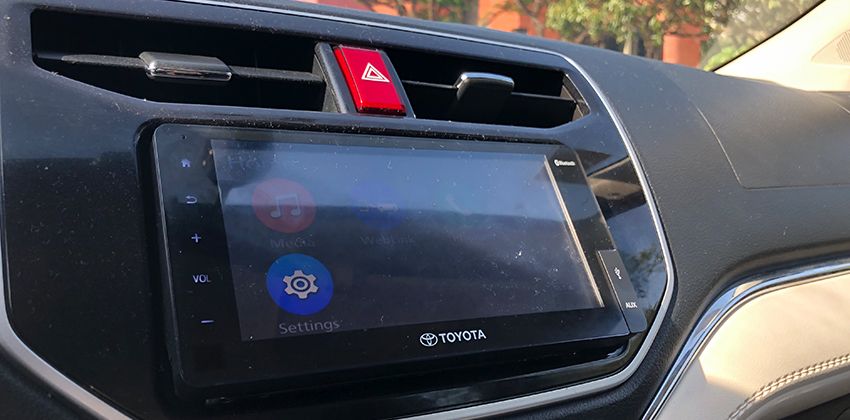 Toyota Rush 1.5 E A/T screen 850 x 420