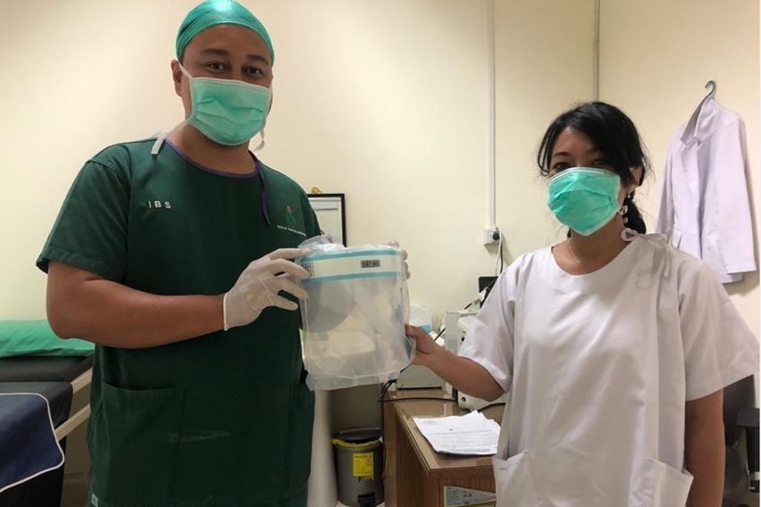 Donasi pelindung wajah bikinan Sectbill