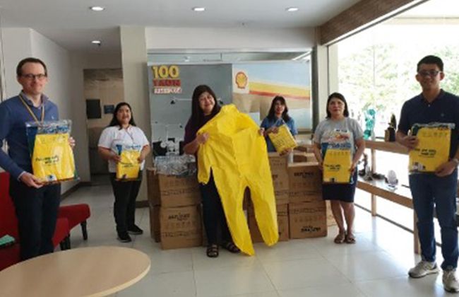 Pilipinas Shell donates hazmat suits for Batangas Medical Center frontliners