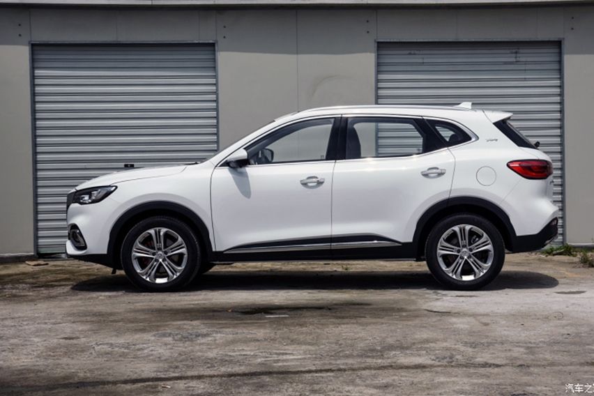 MG HS facelift di Cina