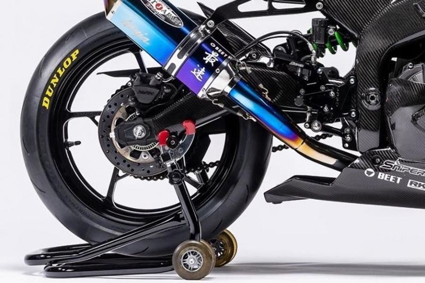 kawasaki ZX-25R race exhaust