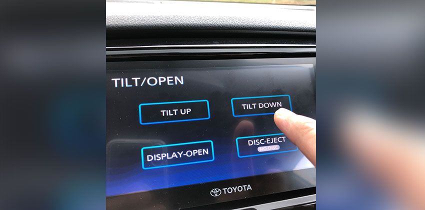 Toyota Vios 1.3 E Prime CVT infotainment 850 x 420