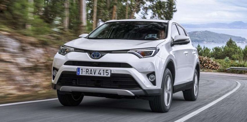 Toyota RAV4 front