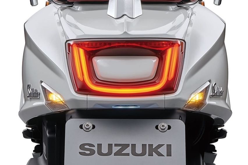 suzuki saluto rear