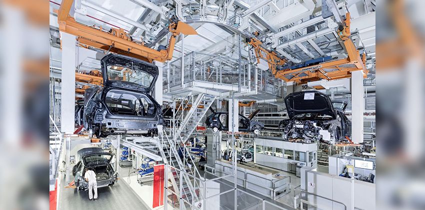 Audi factory 850 x 420