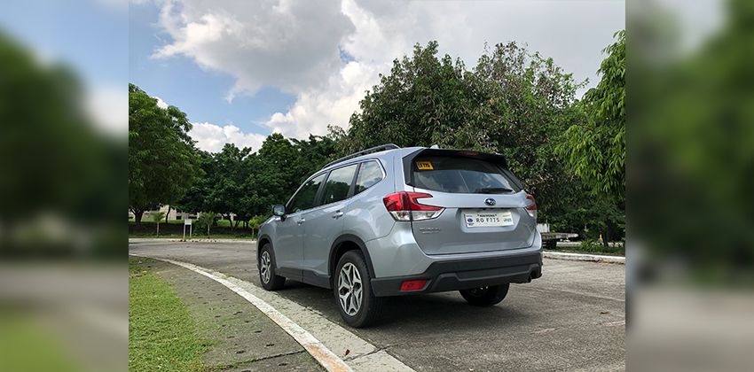 Subaru Forester 2.0i-L rear quarter 850 x 420