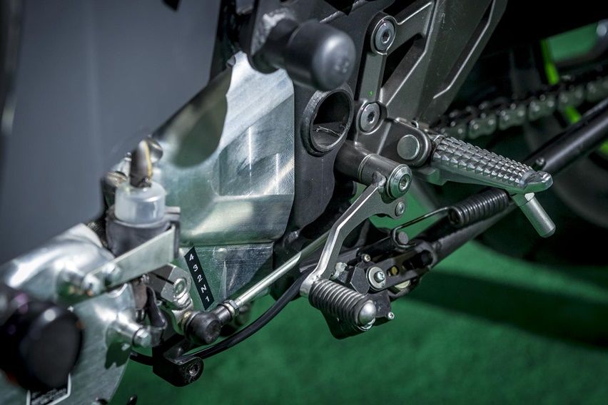 Transmisi pada motor listrik Kawasaki