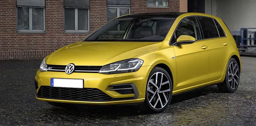 Volkswagen Golf front