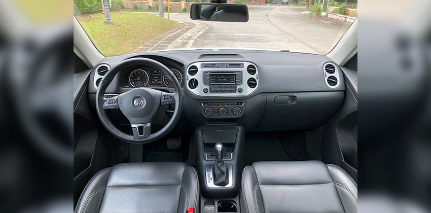 Volkswagen Tiguan 280 TSI cockpit 850 x 420