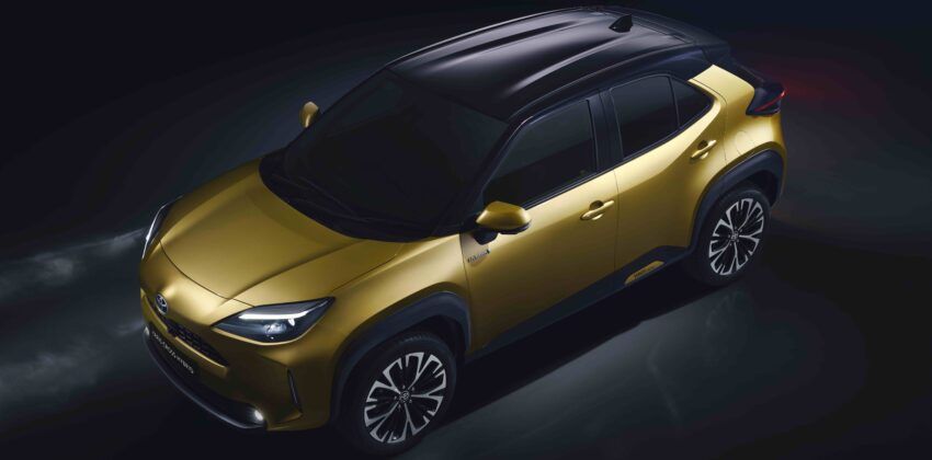 Toyota Yaris Cross body photo 3