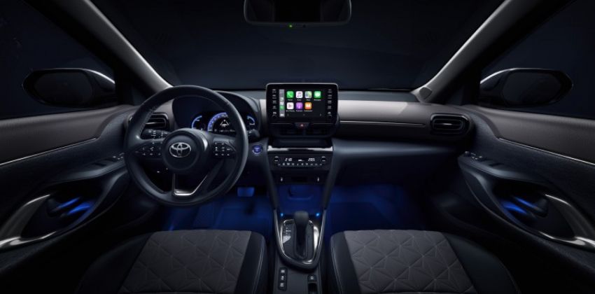 Toyota Yaris Cross cabin